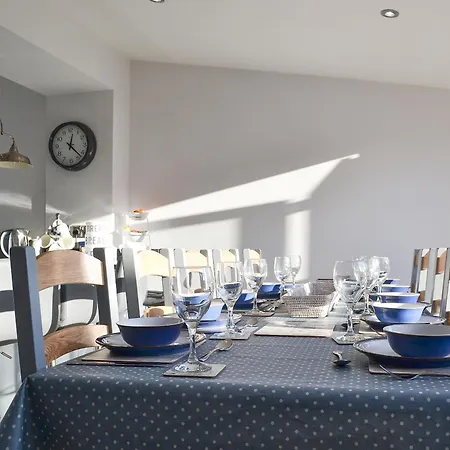 Holiday home Peartree & Granary *